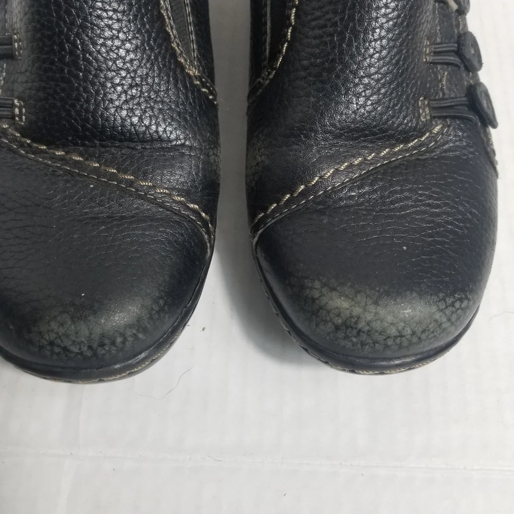 CLARKS COLLECTION WOMEN'S LOAFERS SIZE 7